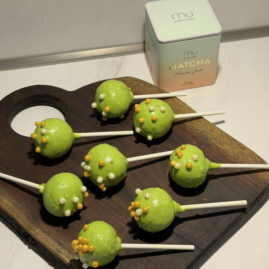 Matcha Cake Pops